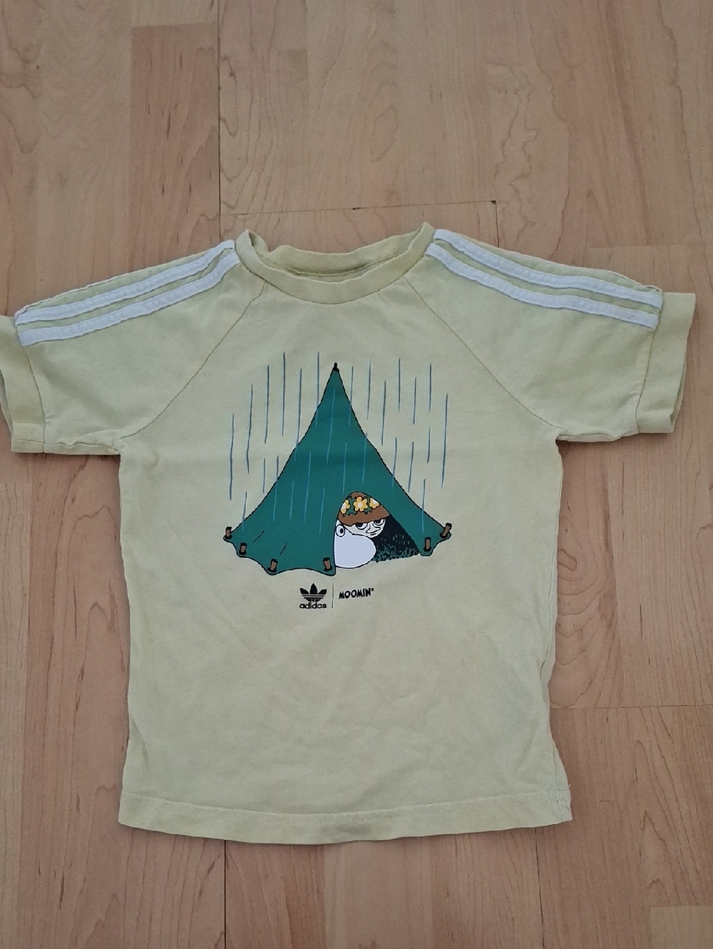 adidas X Moomin Kids Light Yellow Tee with Green Tent Graphic Size 3-4